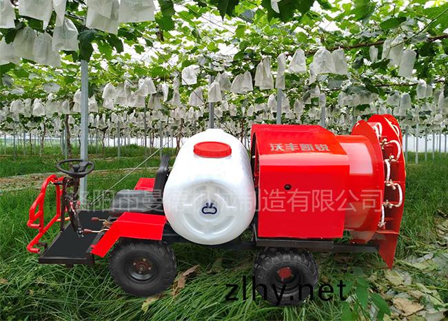四輪(lun)車(chē)(che)打藥機(jī)(ji)