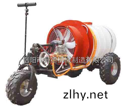 自走式噴霧(wu)機(ji)